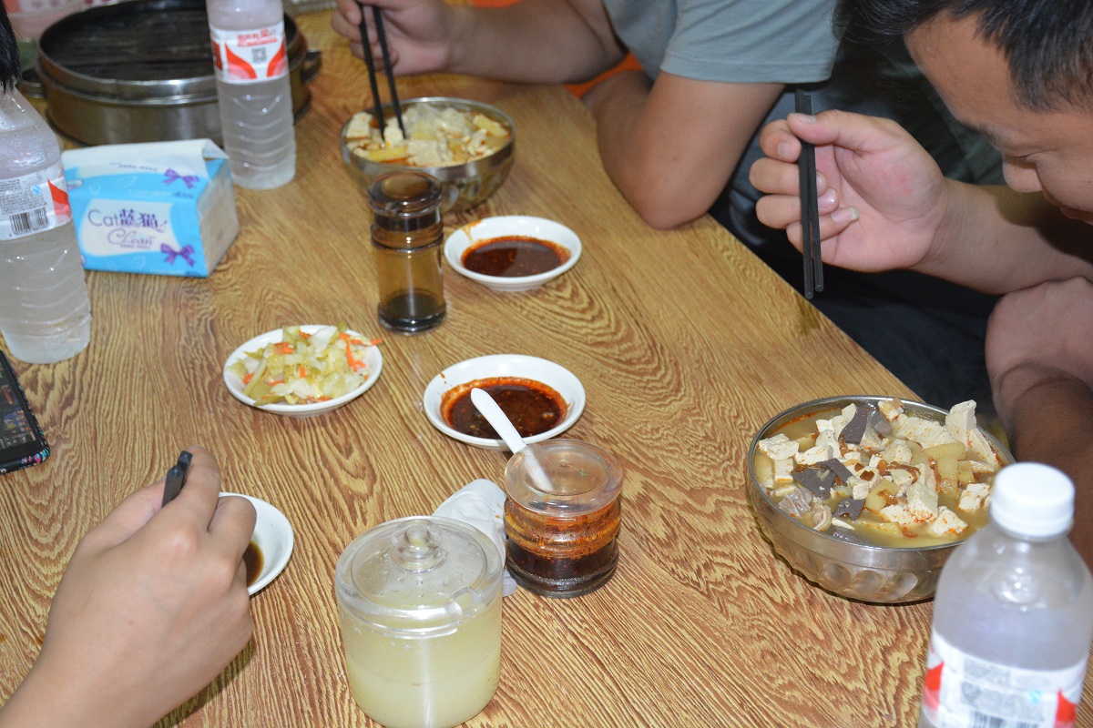 �ڼ���һ����ζҹ����