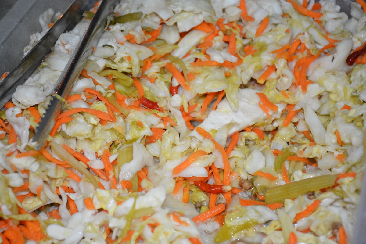 ͬʱ������ľ��ɫ��ˡ�������ζ